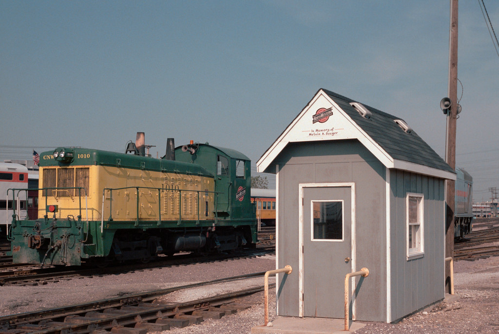 Chicago & North Western California Avenue Coach Yard Flickr