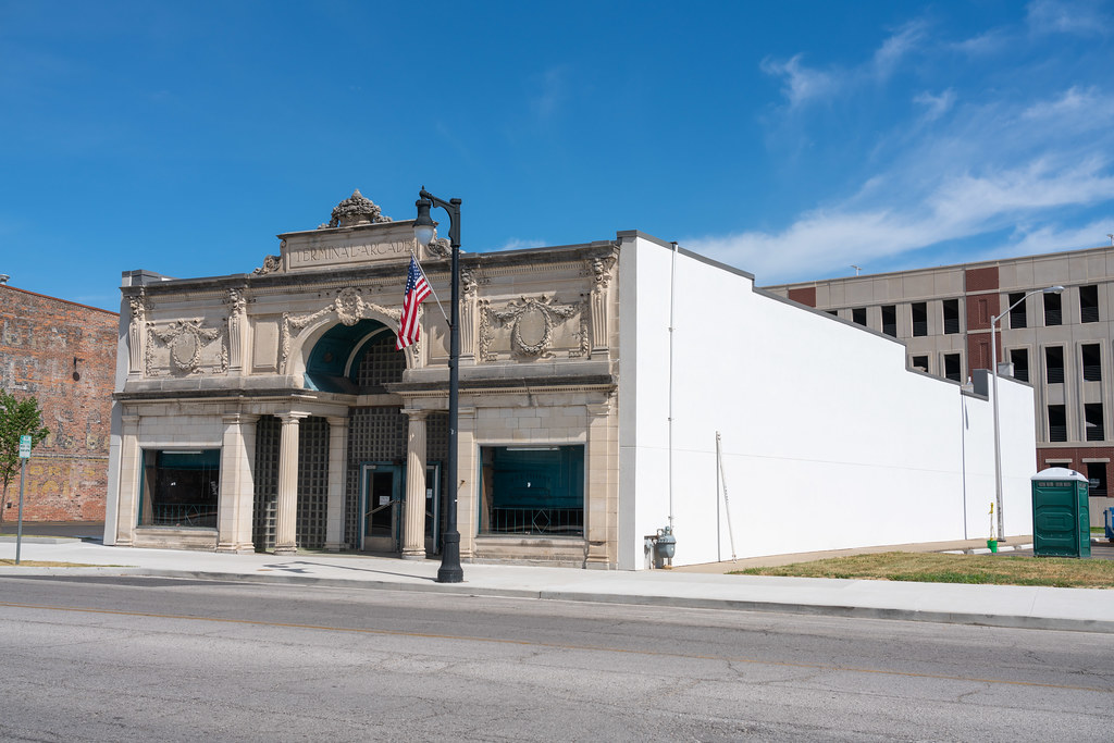 7R315359 Terminal Arcade on Wabash Ave in Terre Haute, IN … Flickr