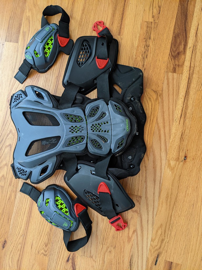 Sold [NC] Alpinestars A10 Chest Protector m/l Adventure Rider