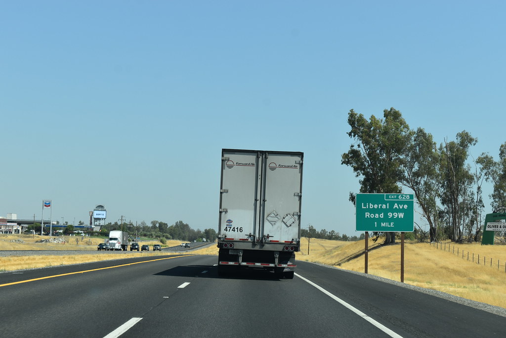 Corning, CA I5 Corning, CA I5 N Bound 1 mile to Exit 6… Flickr