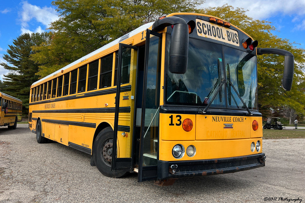Neuville Coach Company LLC School Bus 13 Neuville Coach … Flickr
