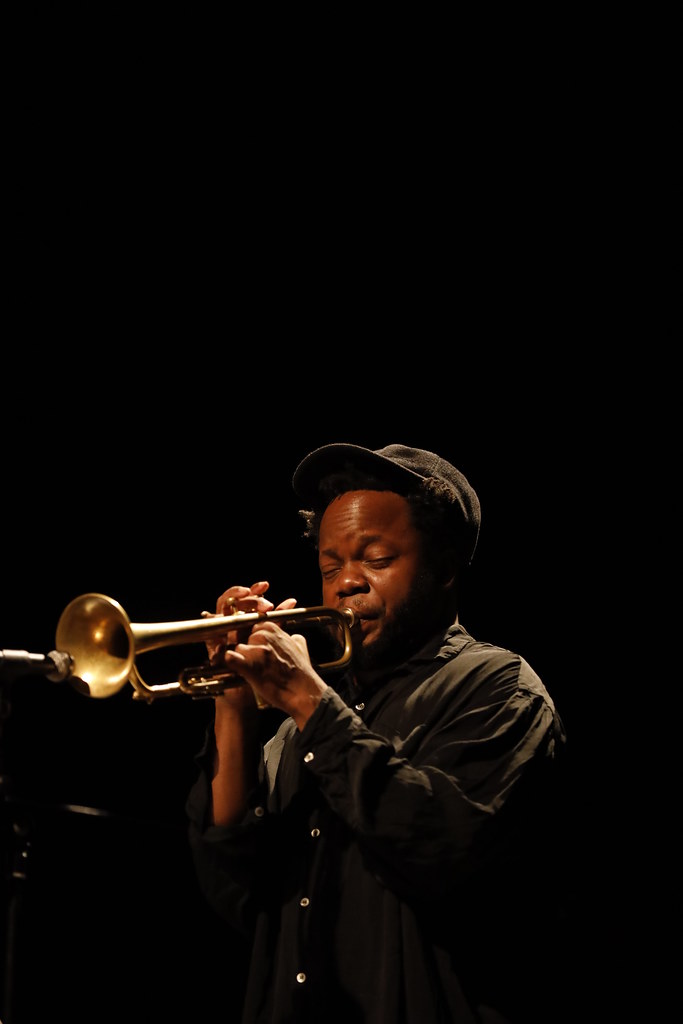 AMBROSE AKINMUSIRE QUARTET Ambrose Akinmusire trompete … Flickr
