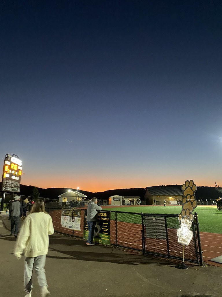WA VS SOUTHERN COLUMBIA 10/21/22 Anna Wisnewski Flickr