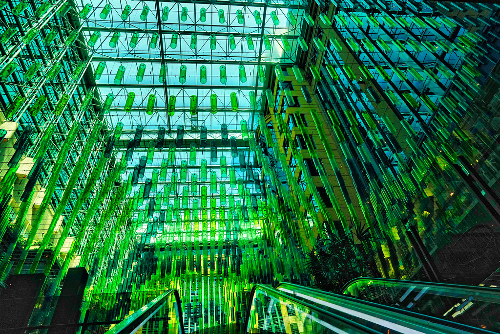 Melbourne CBD Street Scenes by Sony A7RIV + FE 24mm f1.4 G… Flickr