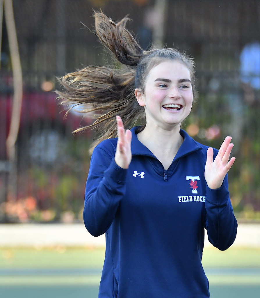 UNIVERSITY OF TORONTO VARSITY WOMEN'S FIELD HOCKEY CLUB vs… Flickr