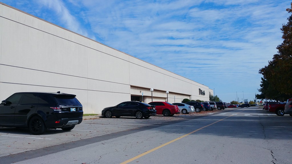 Dillard's Dillard's store Sooner Mall Norman Oklahoma. Dil… Flickr