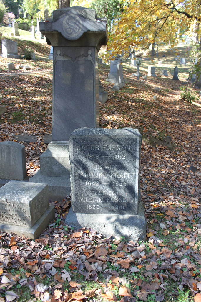Grave of Jacob Fussell (18191912), Caroline Krafft (1842… Flickr