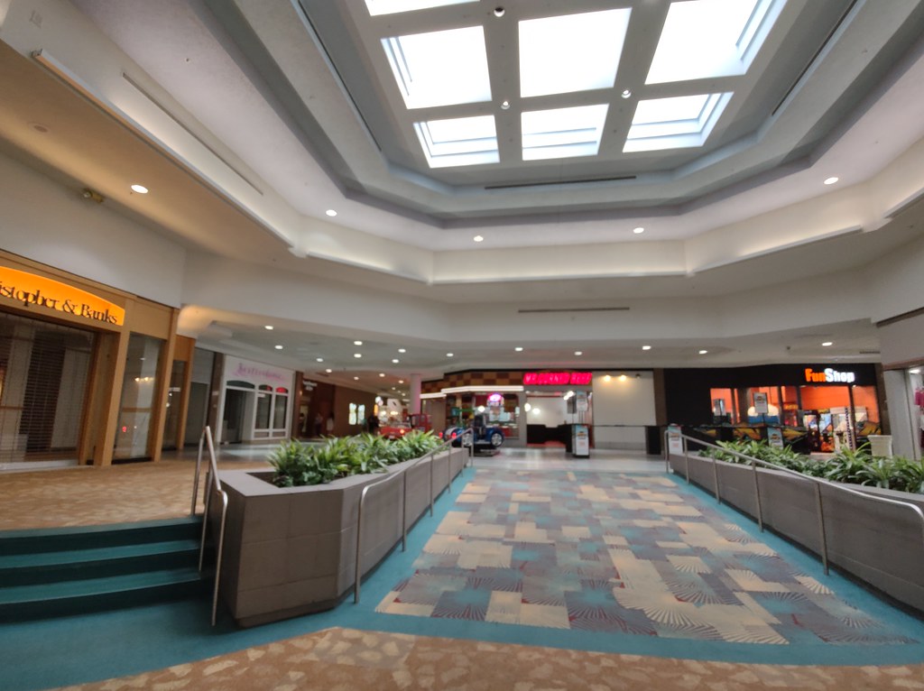 Westland Center Westland MI gameking3 Flickr