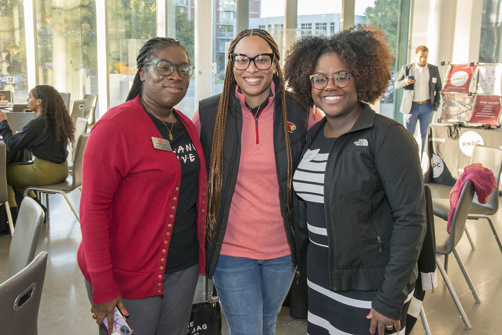 _RH11413 2022 UofL AlumniStudent Networking Mixer uoflphoto3 Flickr