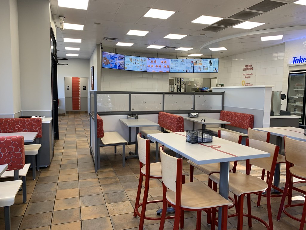 DQ Grill & Chill interior DQ Grill & Chill 15163 (2,984 s… Flickr