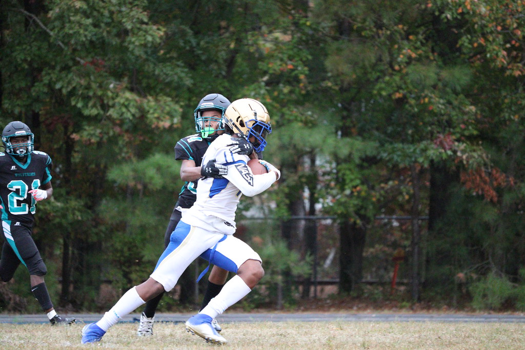 2022/10/24 Phoebus Woodside JV FB Woodside High School… Flickr