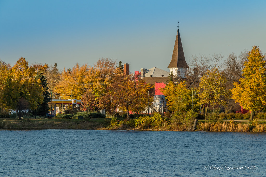 221022 Ville de Salaberry de Valleyfield Scène d'automne… Flickr