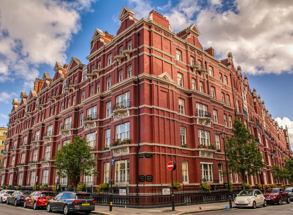 Hyde Park Mansions... Gary Lewinson Flickr