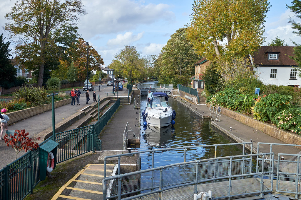 Boulters Lock on River Thames near Maidenhead Pat Coggins Flickr