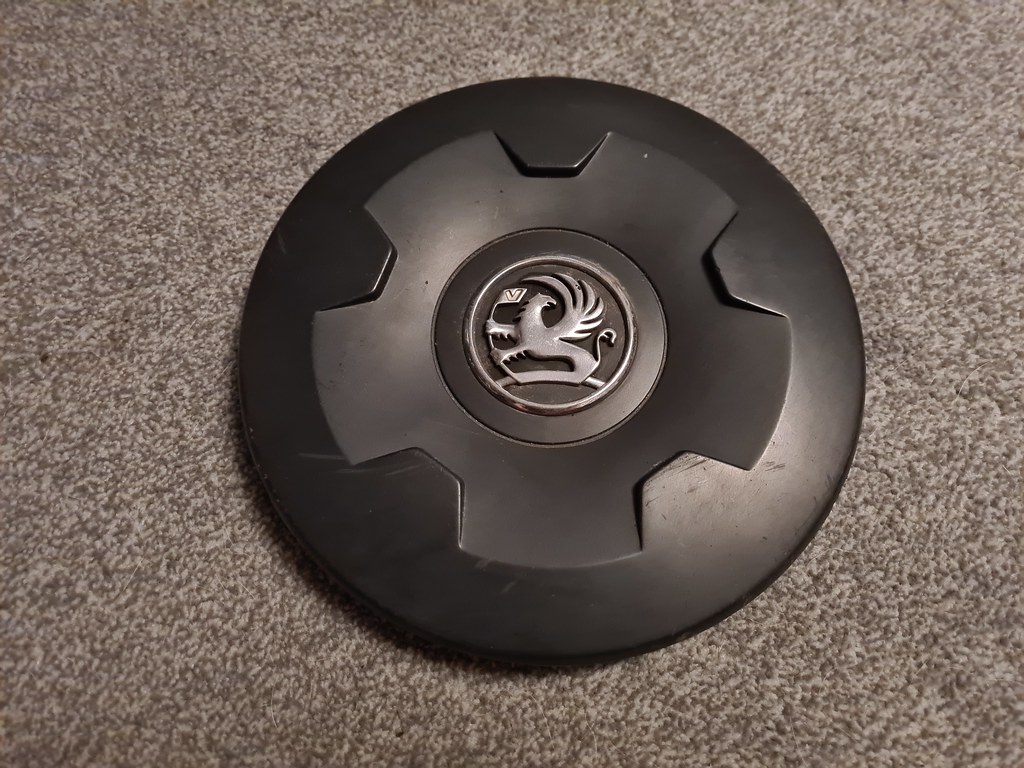 Vauxhall Vivaro centre cap William Flickr