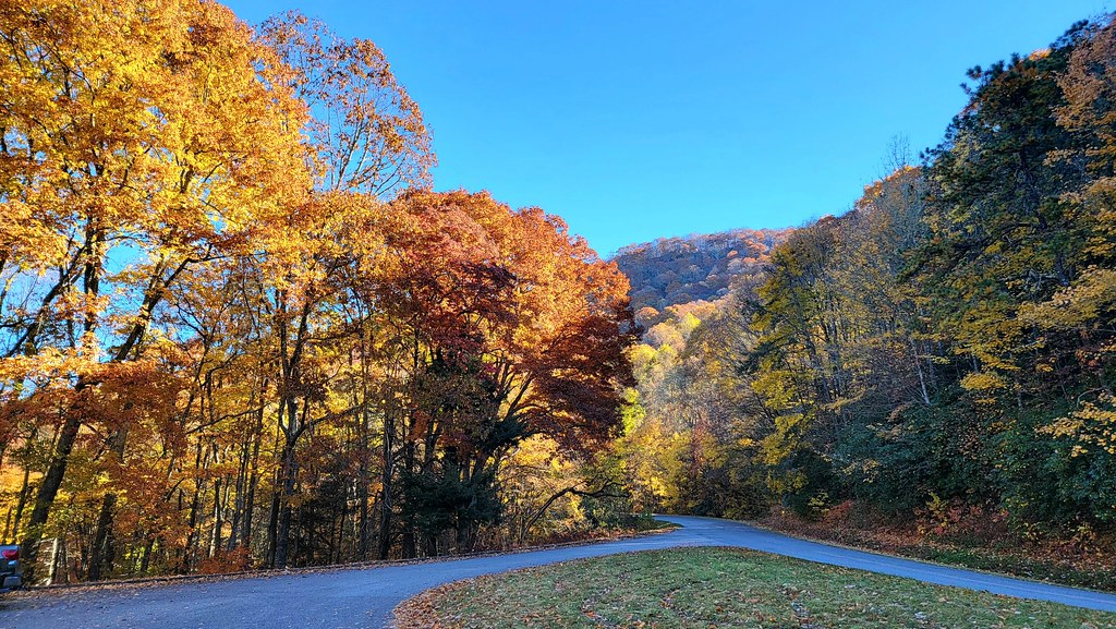 Blue Ridge Parkway RemasterDirector_V0 Willie Lowery Flickr
