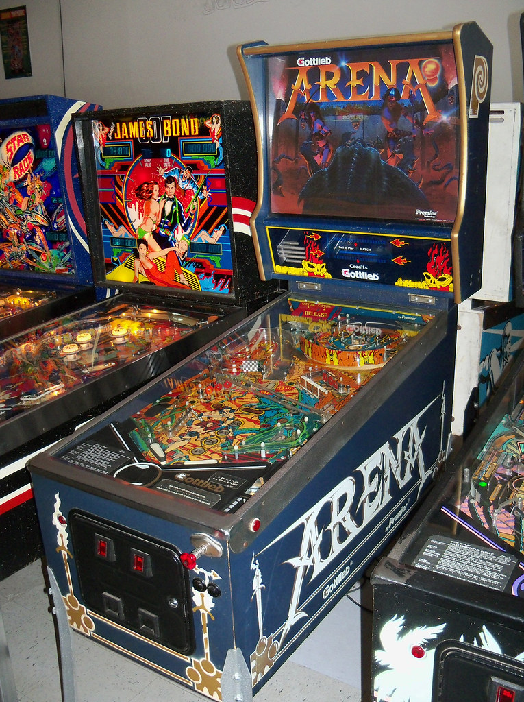 PA Aliquippa Arena Arena pinball machine at Pinball PA i… Flickr