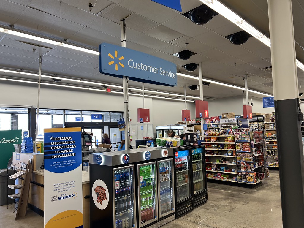 WalMart Lindsay, Oklahoma Front End Nathan Bush Flickr