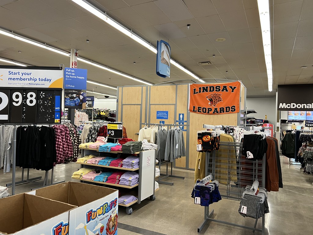 WalMart Lindsay, Oklahoma Flickr