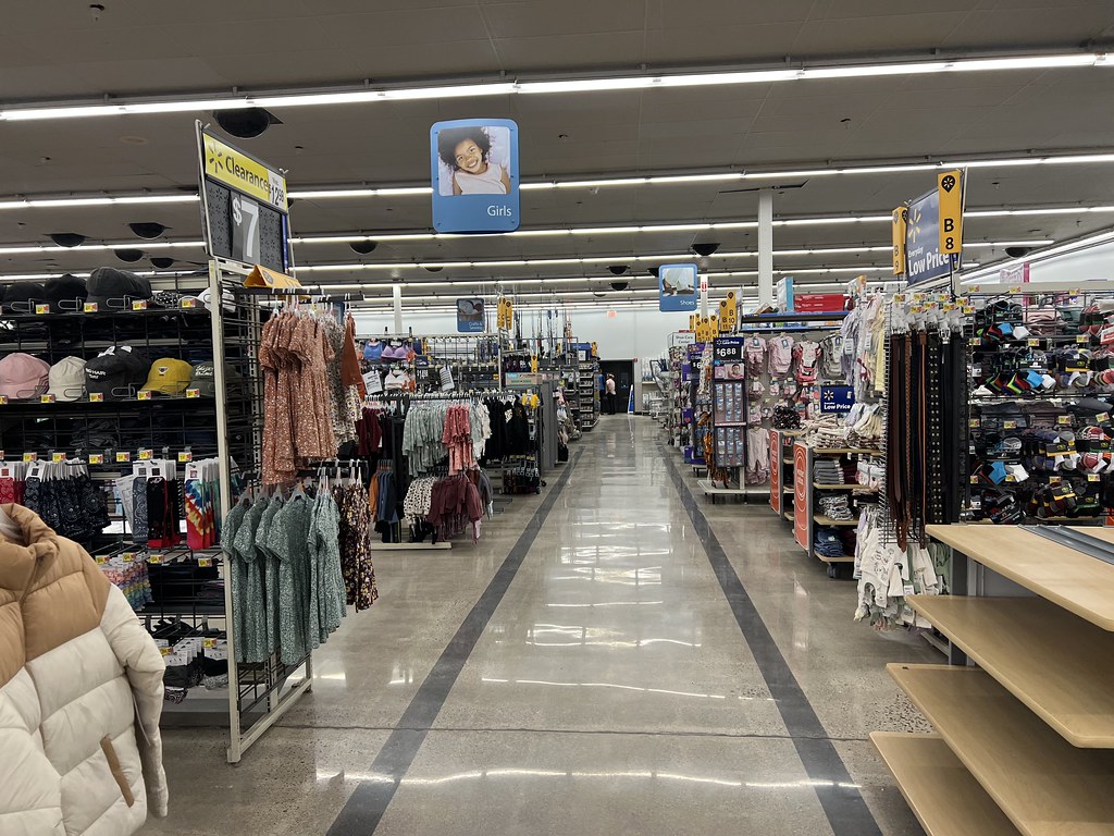 WalMart Lindsay, Oklahoma Nathan Bush Flickr