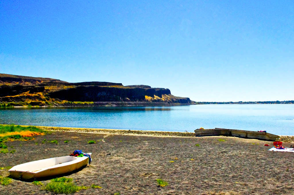 Lake in front of the campground, Soap Lake RV Resort, Soap… Flickr