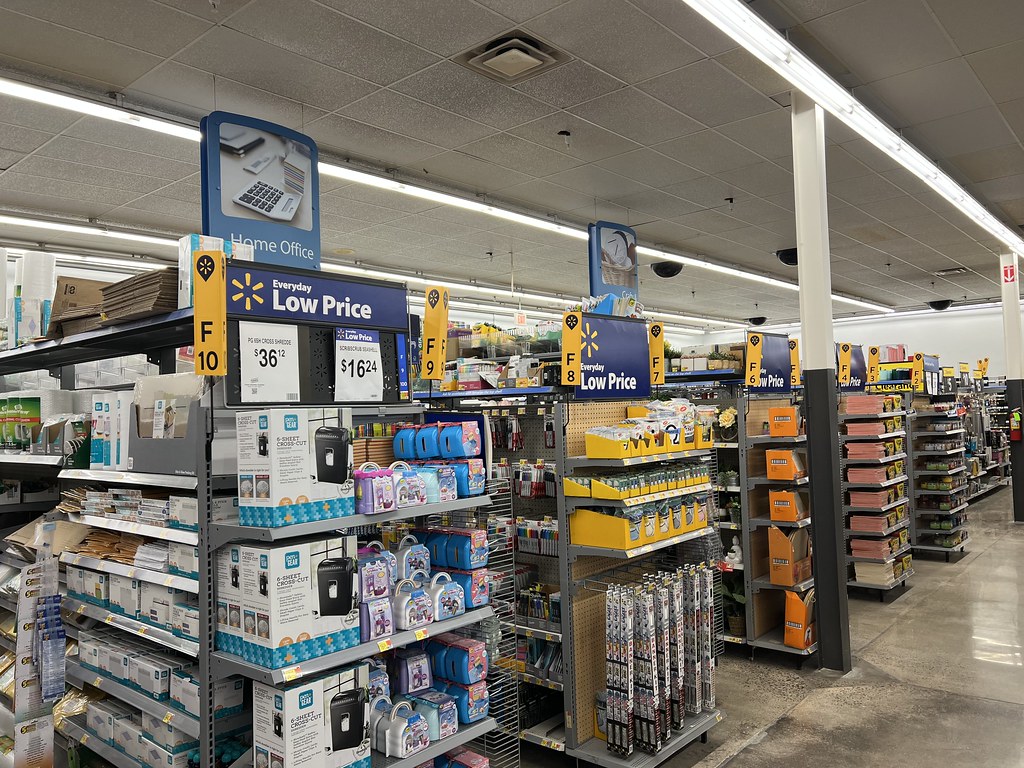 WalMart Lindsay, Oklahoma Nathan Bush Flickr