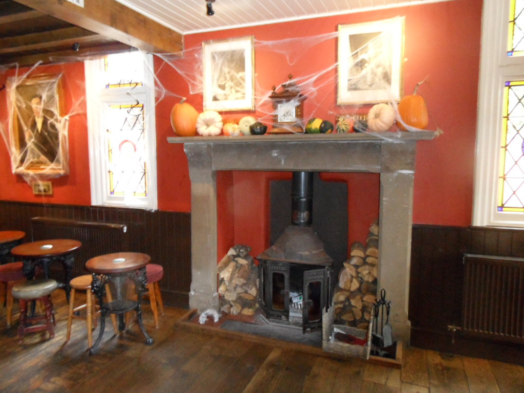 Crown Joules Codsall (7) Ian Bayliss Flickr