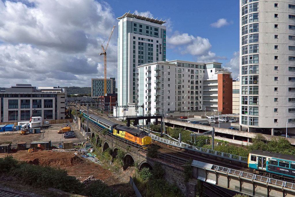 37421 TnT 37025 Cardiff 040919. 1100 Rhymney Cardiff … Flickr