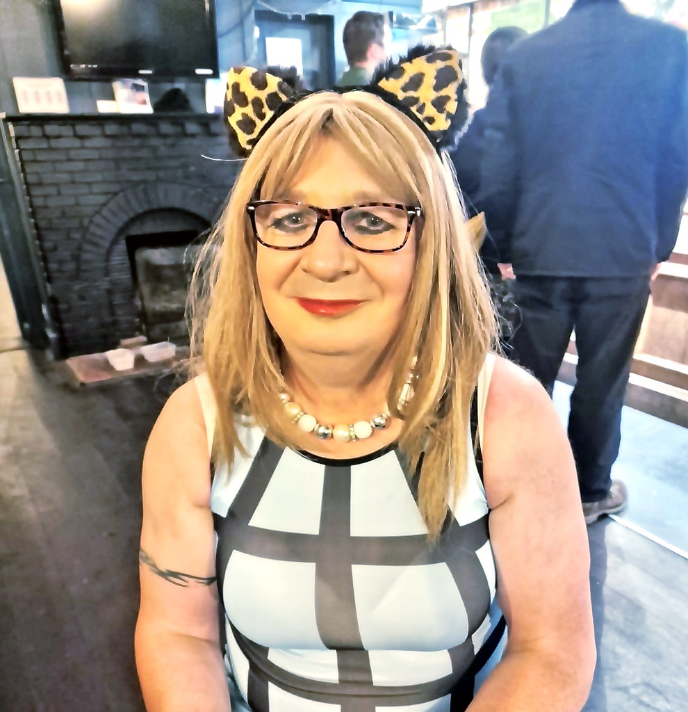 Out in Cambridge | At 'The Corner House' | Felicity the chubby tranny