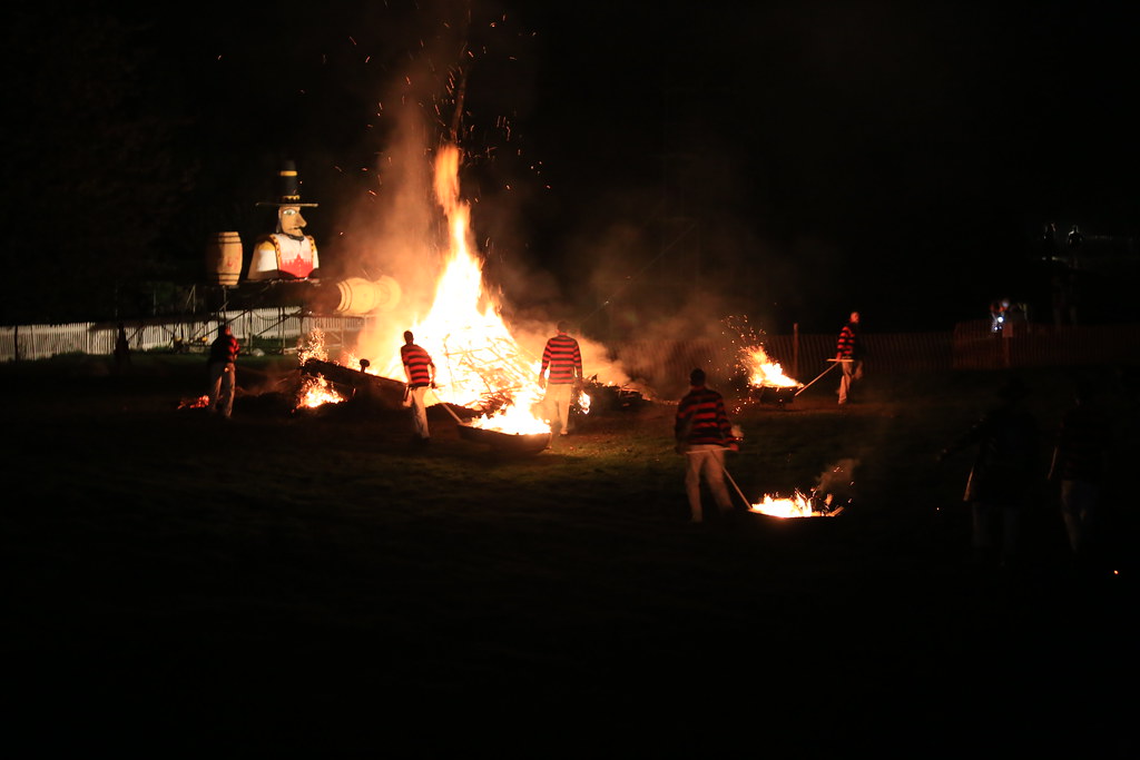 Newick Bonfire Night 29/10/22 Flickr