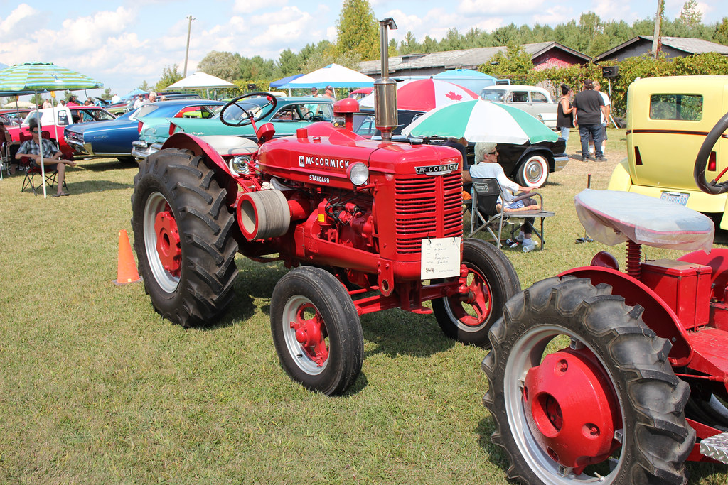 1949 Mc Cormick W4 farm tractor Richard Spiegelman Flickr