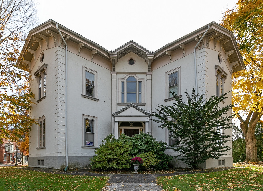 Perry House — Lock Haven, Pennsylvania Christopher Riley Flickr