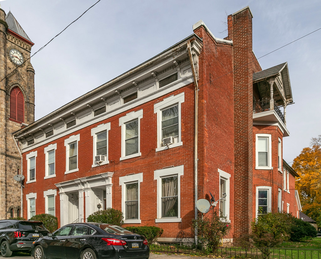 Haines Duplex — Jersey Shore, Pennsylvania Christopher Riley Flickr