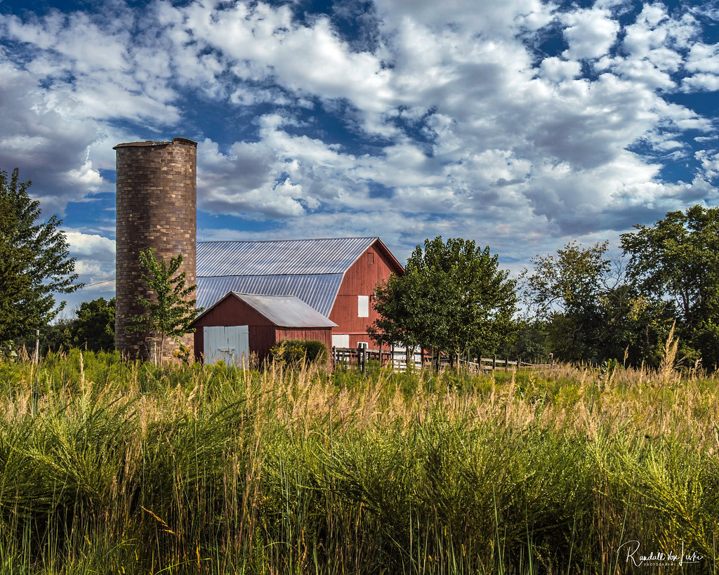 Barn And Silo In Rural Cass County, Illinois a photo on Flickriver