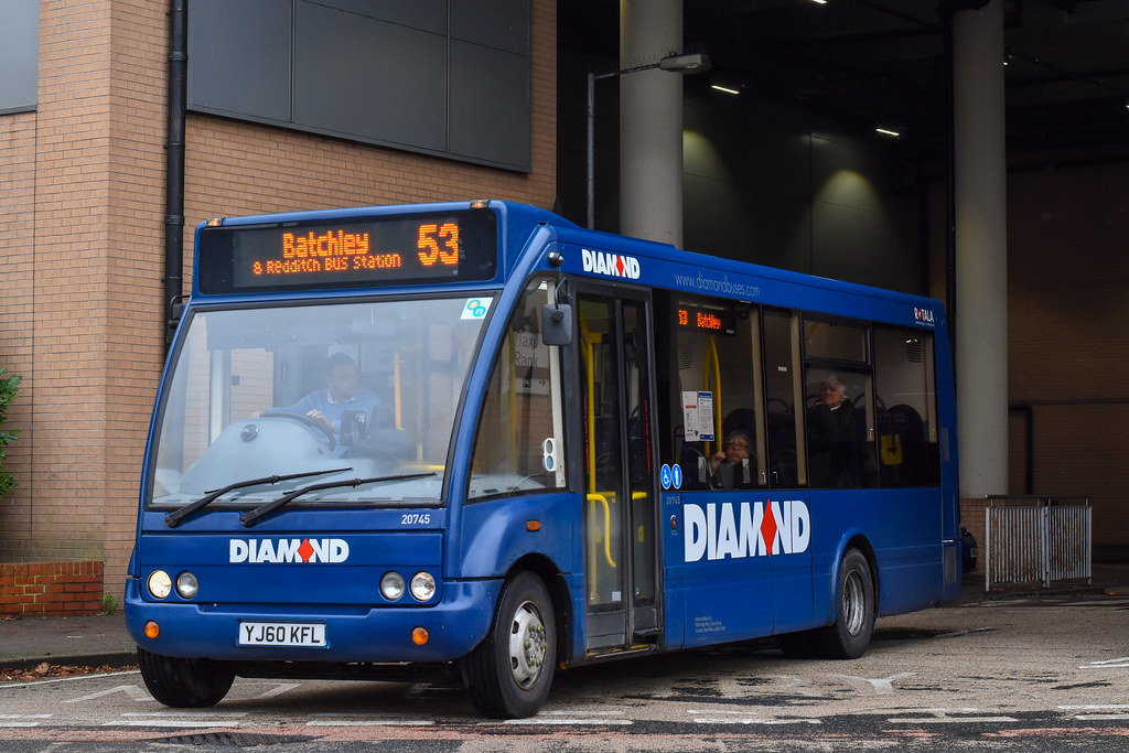 Diamond Bus West Midlands Optare Solo 20745. Seen in Reddi… Solar
