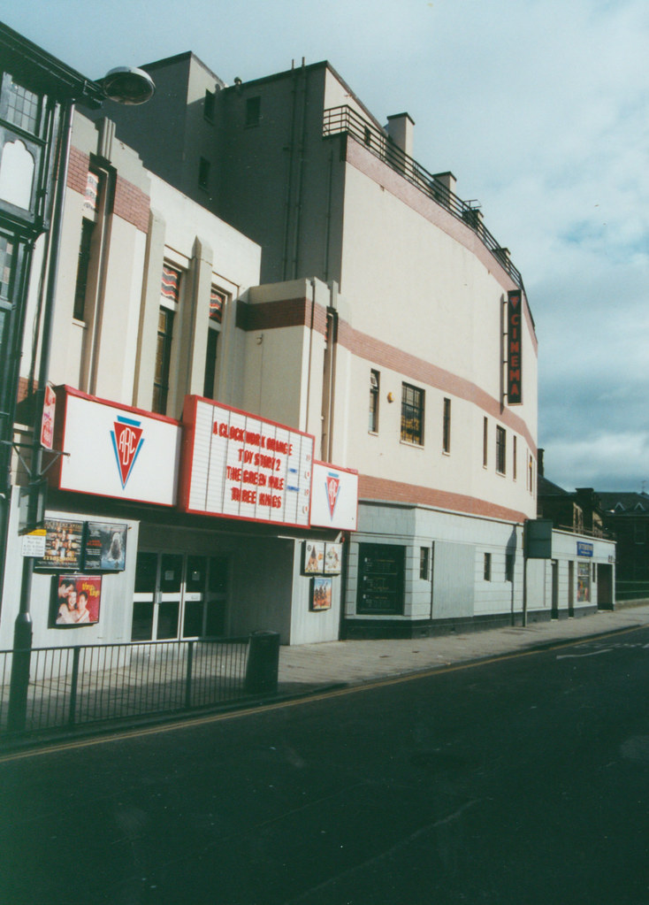 E83 Regal, Falkirk, Stirlingshire Darron Keeling Flickr