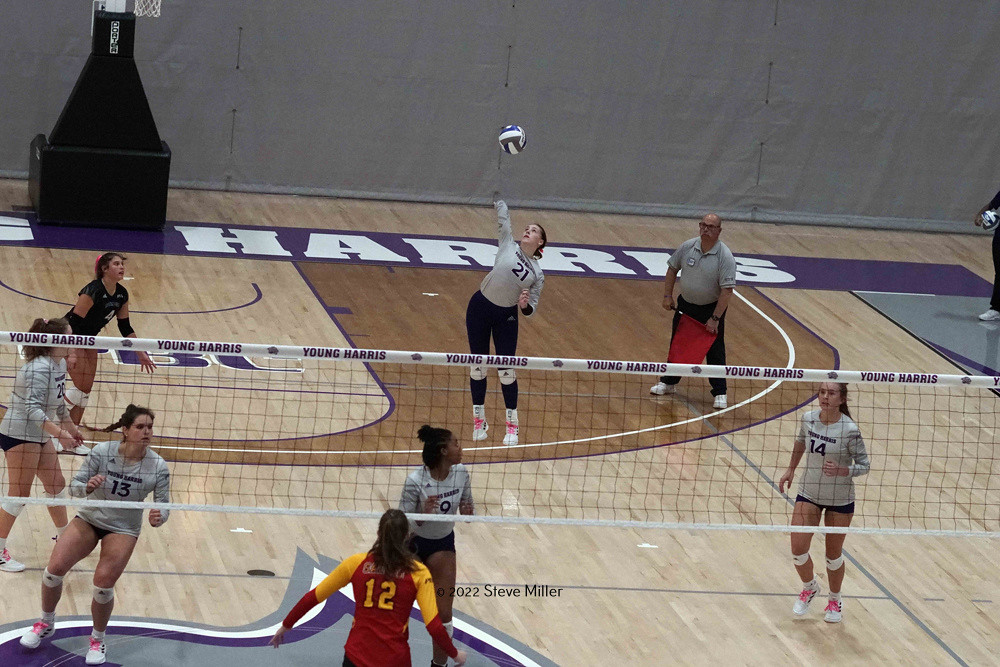 YHC89915X YOUNG HARRIS VOLLEYBALL vs Emmanuel steve miller Flickr