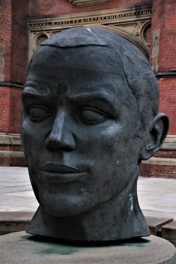 Statue, Newcastle University Haymarket Campus, Newcastle Upon Tyne