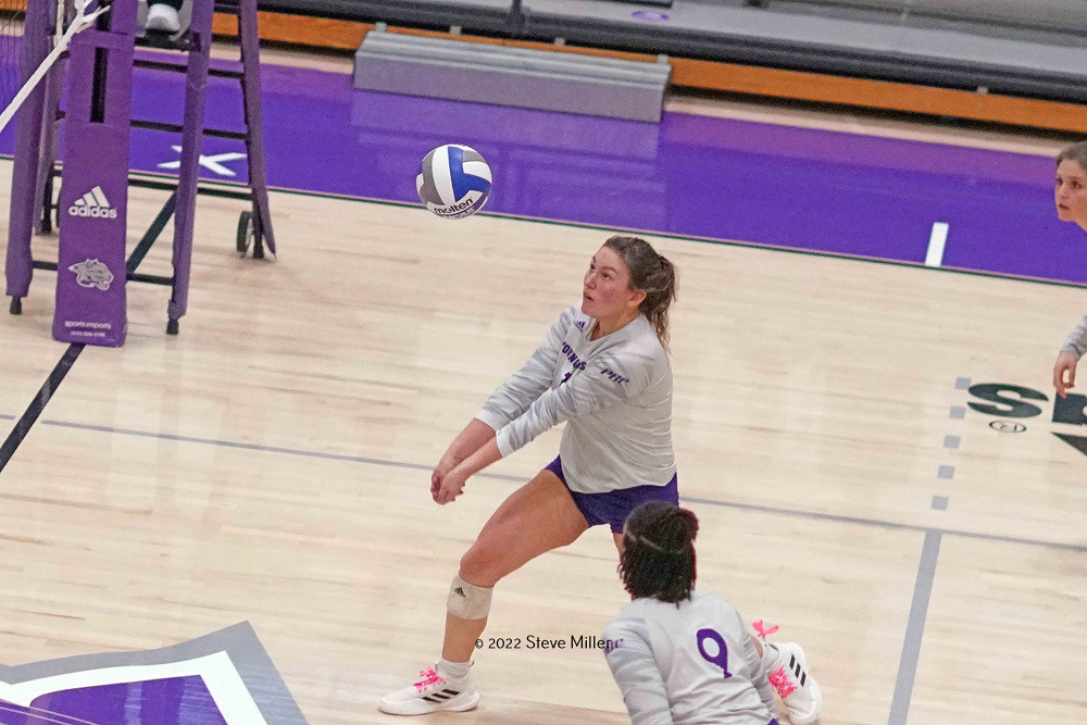 YHC89837x YOUNG HARRIS VOLLEYBALL vs Emmanuel steve miller Flickr