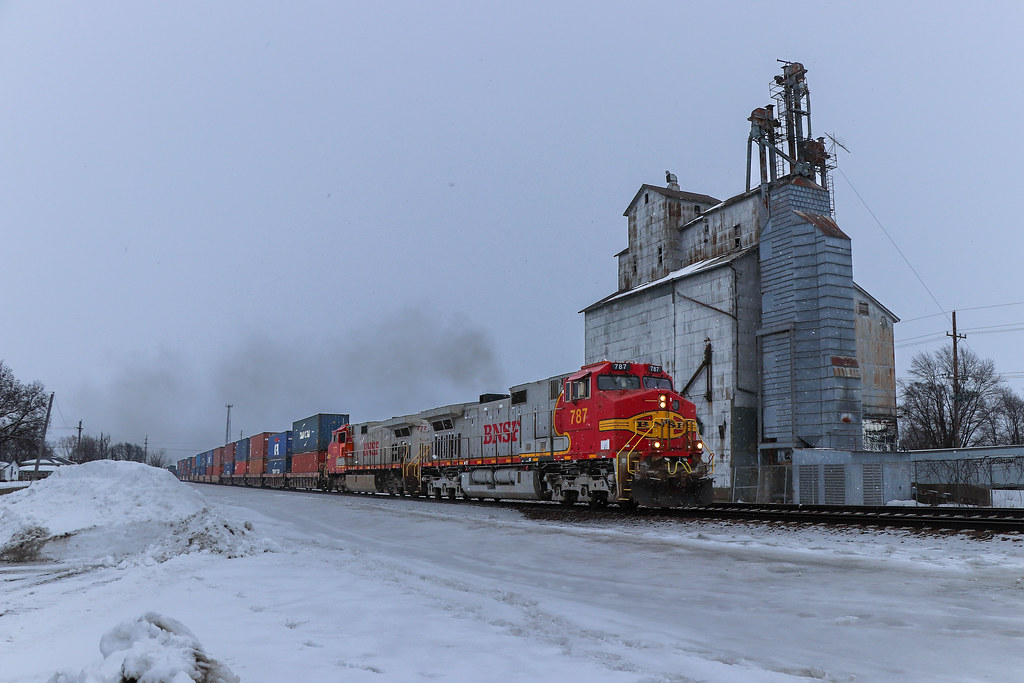 BNSF 787 BLPCMIN Mazon, IL Adam Elias Flickr