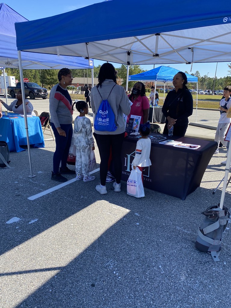 IMG_6914 Block Party Linden Oaks Fort Bragg Family & MWR Flickr