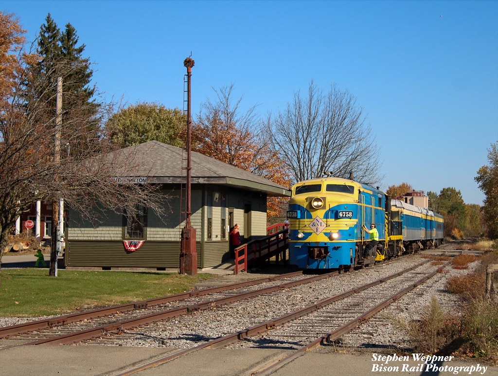 NYLE Fall Foliage train arrives in South Dayton, NY Flickr