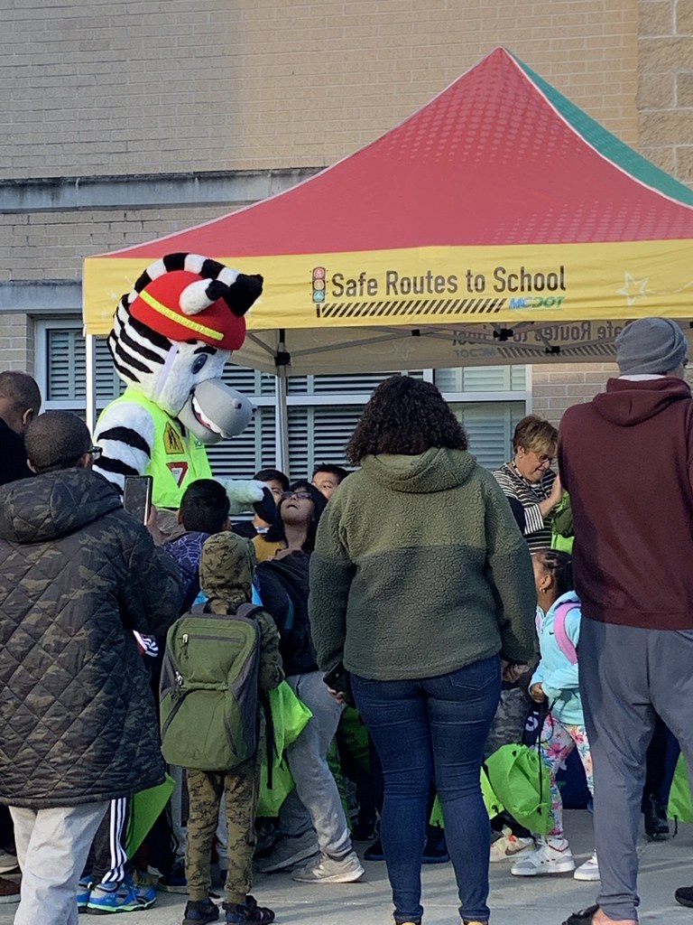 Walking Wednesday Arcola Elementary School MCDOT hosted W… Flickr
