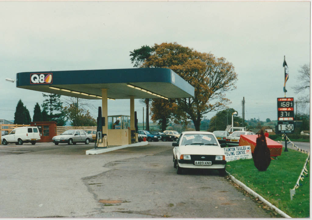 Q8, Taunton Trailer and Towing Centre, Three Bridges Garag… Flickr