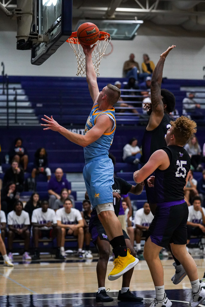 DSC04725 Mount Marty Athletics Flickr