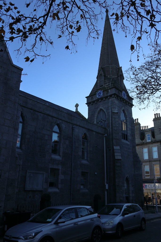 Rosemount War Memorial,Apple Appartments,Loanhead Terrace,… Flickr