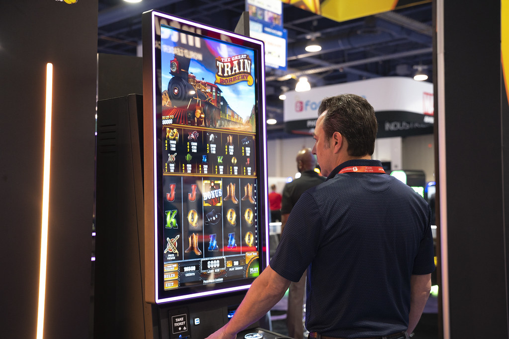 5 Grover Gaming Flickr