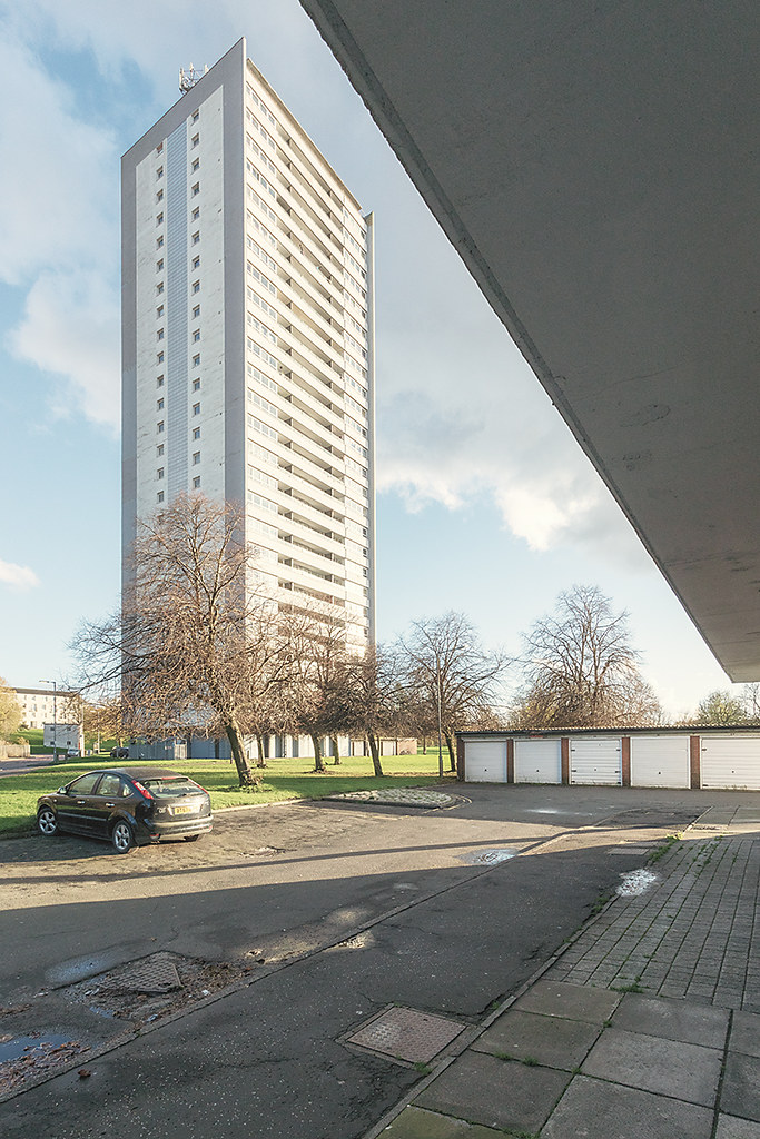 WYNDFORD highrise next for the chop Maryhill November 2… Flickr