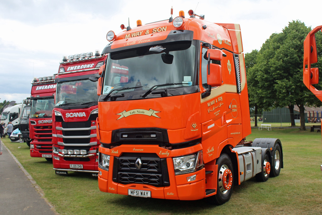 Way, South Molton MF51 WAY, Renault T at Truckfest, Malver… Flickr