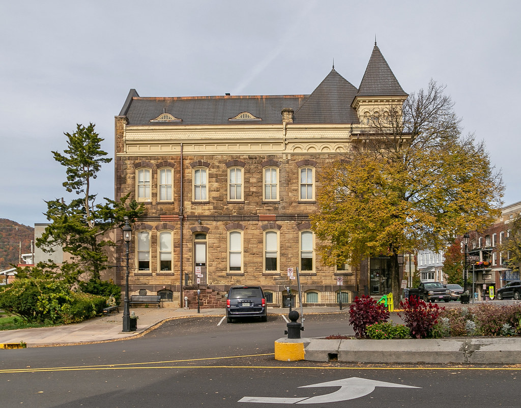First National Bank — Bellefonte, Pennsylvania Christopher Riley Flickr